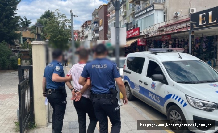 Gölcük’te Yağma Suçundan Aranan Hükümlü Yakalandı